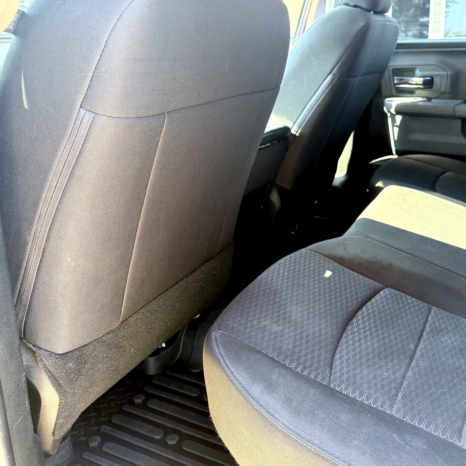 Rear bench refreshed
